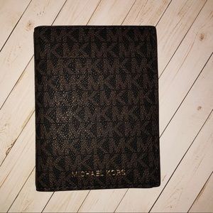 Michael Kors Bedford Travel Passport Wallet
